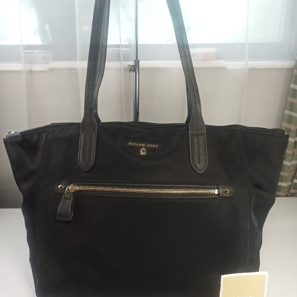 Michael Kors Kempton Large Black Gold